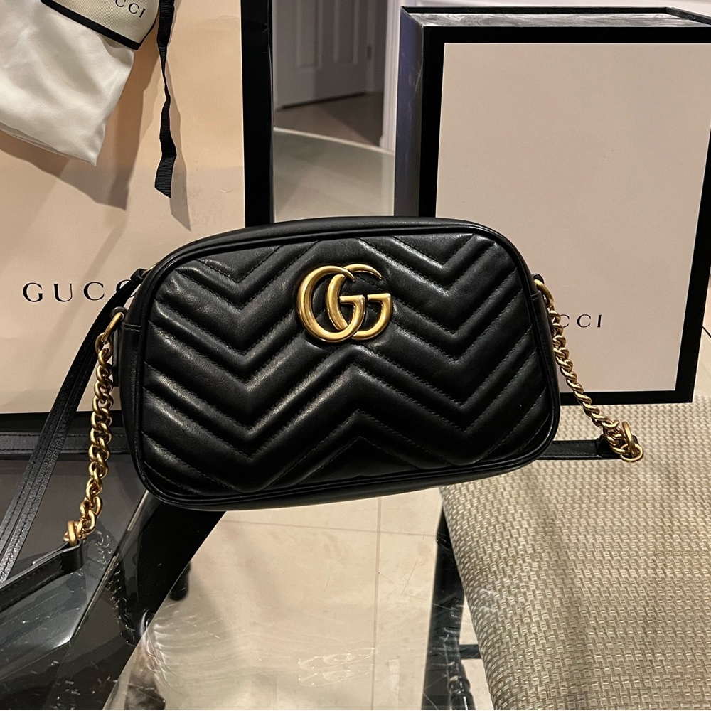 Authentic Gucci Marmont Small Matelasse Shoulder Bag
